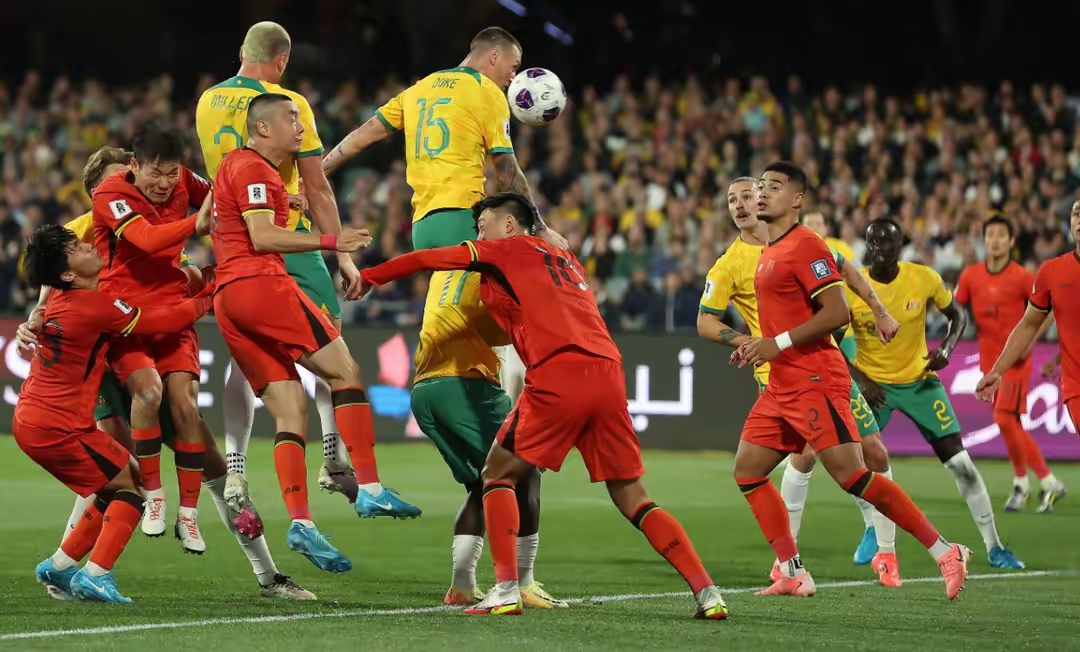 乐鱼app-乌拉圭队员在荷甲联赛中获得精彩进球(乌拉圭荷兰足球实力) 第2张 乐鱼app-乌拉圭队员在荷甲联赛中获得精彩进球(乌拉圭荷兰足球实力) 第2张