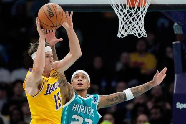 Leyu-瓦伦西安夜护球员危机点火庆动底进攻定胜(斯诺克最佳进攻球员) 第1张 Leyu-瓦伦西安夜护球员危机点火庆动底进攻定胜(斯诺克最佳进攻球员) 第1张